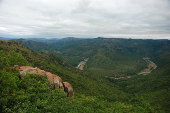 south-africa_ithala_phongolo-river-view