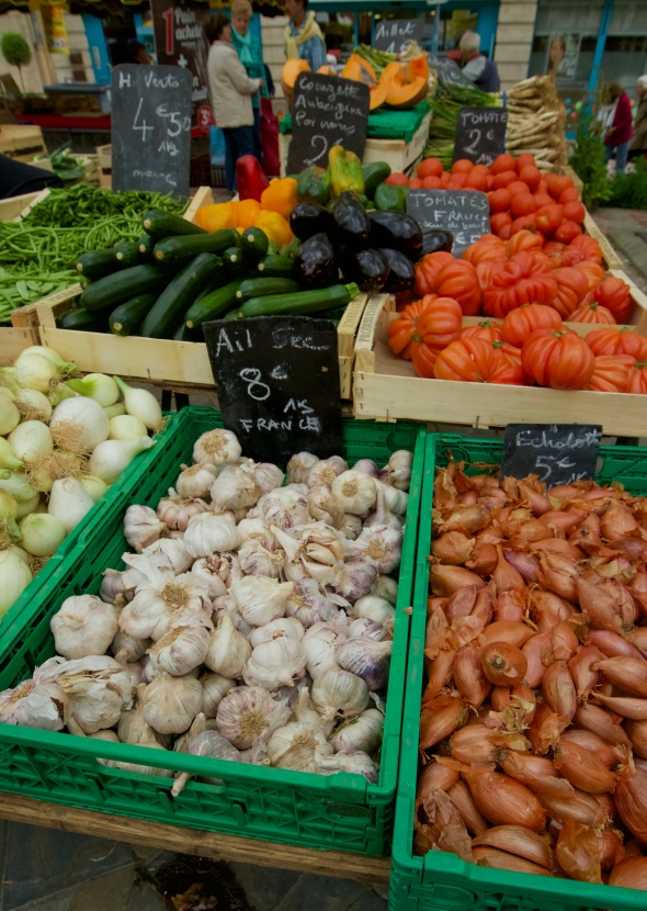 Carcassonne market veg